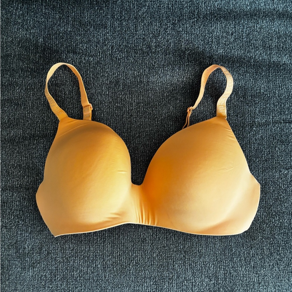 Seamless Orange wireless Bra